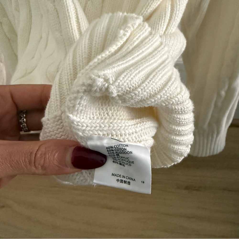 Brandy Melville Ida Cotton Blend Cable Knit Ivory V-Neck Oversized Sweater - Picture 6 of 7